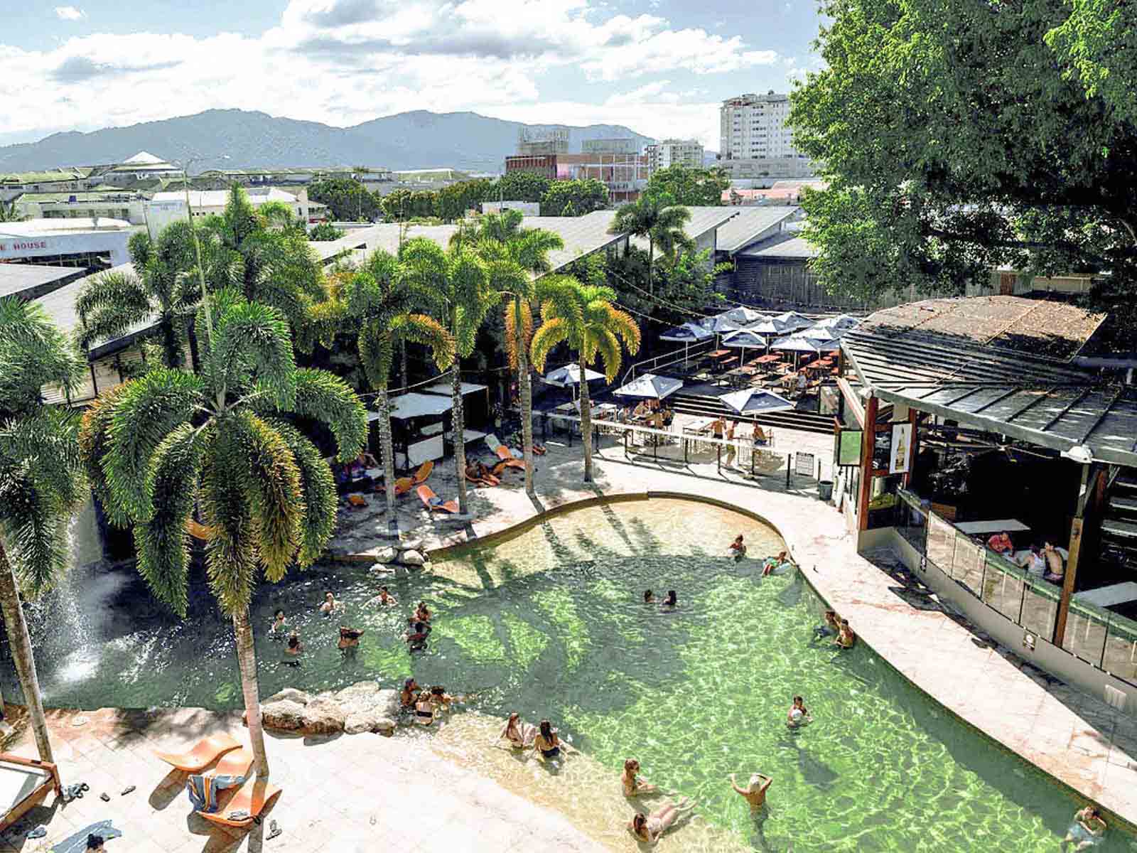 Backpacker Resort