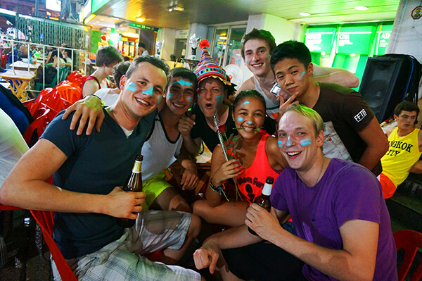 Party in Bar