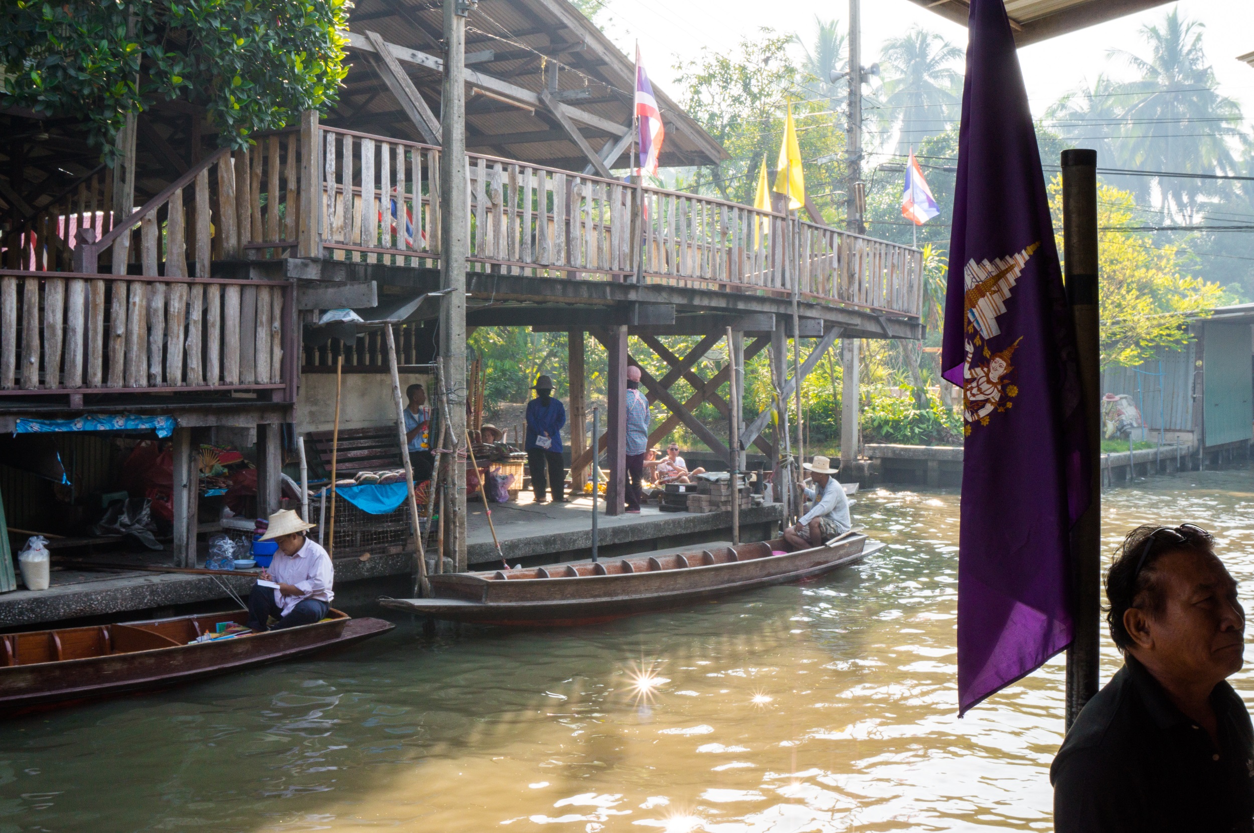 Floating Markets